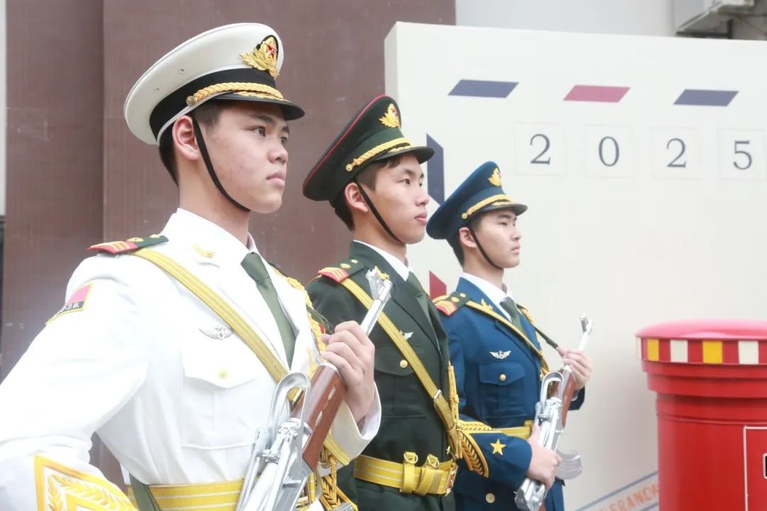 踐行青春誓言 立志揚(yáng)帆遠(yuǎn)航 | ?？谏礁吒呒?jí)實(shí)驗(yàn)中學(xué)十八歲成人禮暨百日誓師大會(huì)成功舉辦-圖片2