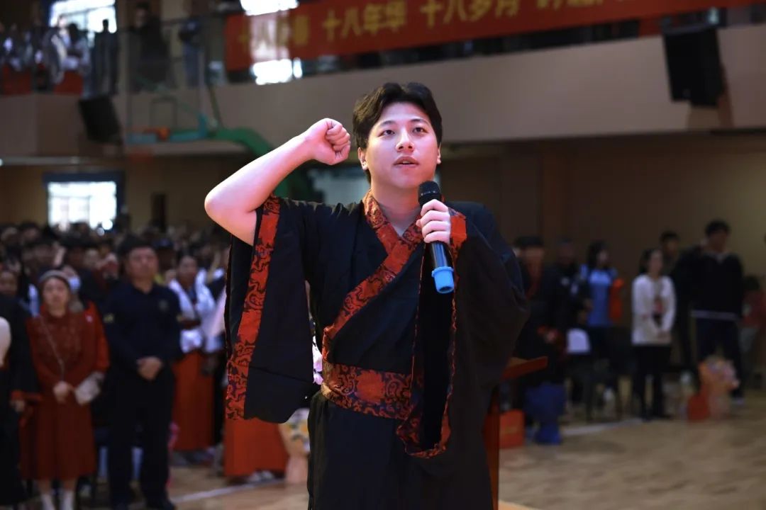 踐行青春誓言 立志揚(yáng)帆遠(yuǎn)航 | ?？谏礁吒呒?jí)實(shí)驗(yàn)中學(xué)十八歲成人禮暨百日誓師大會(huì)成功舉辦-圖片6