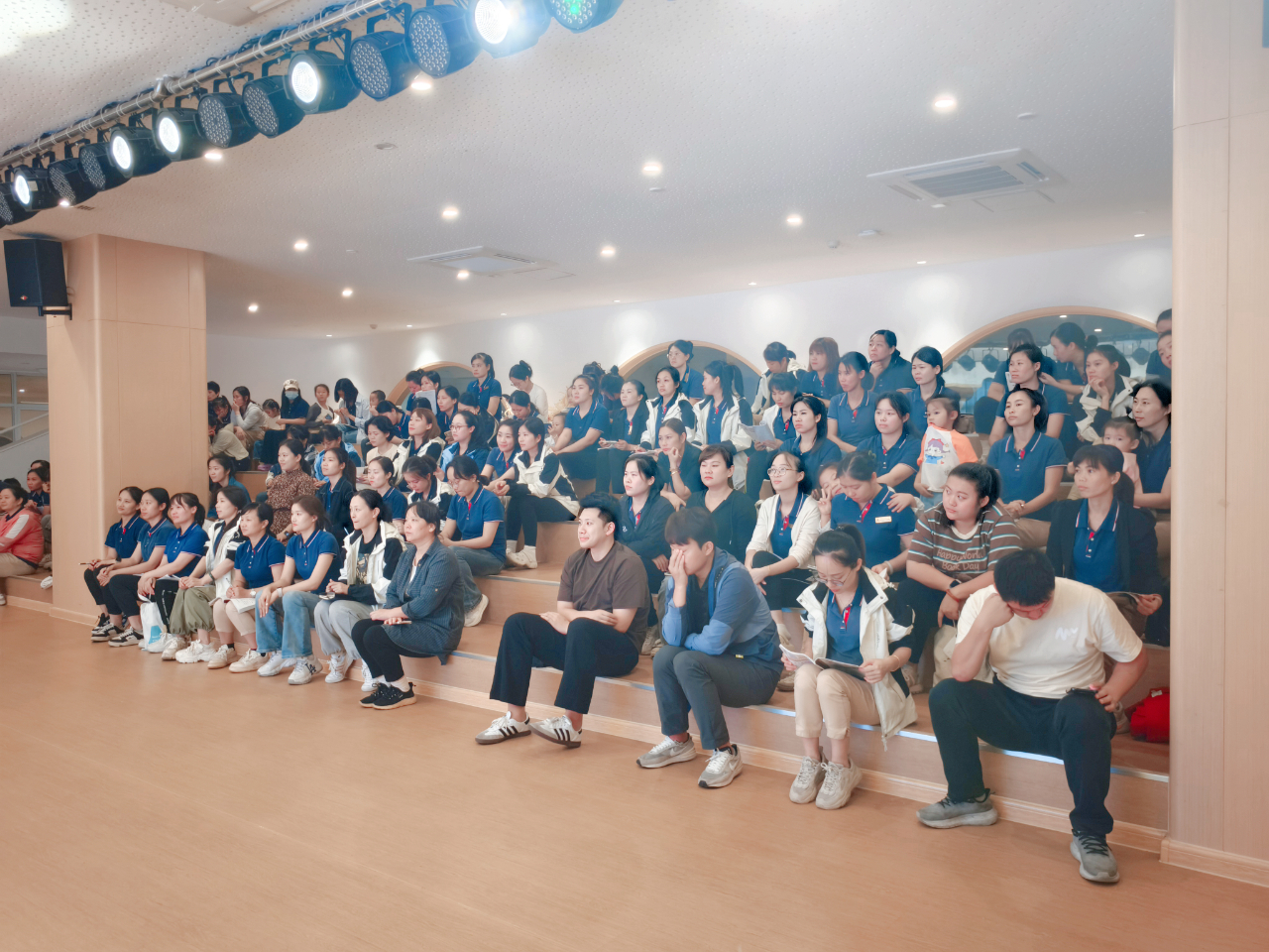 預(yù)防諾如病毒，筑牢校園防線——?？谑猩礁哂變簣@開展“預(yù)防諾如病毒”專項(xiàng)系列行動(dòng)-圖片7