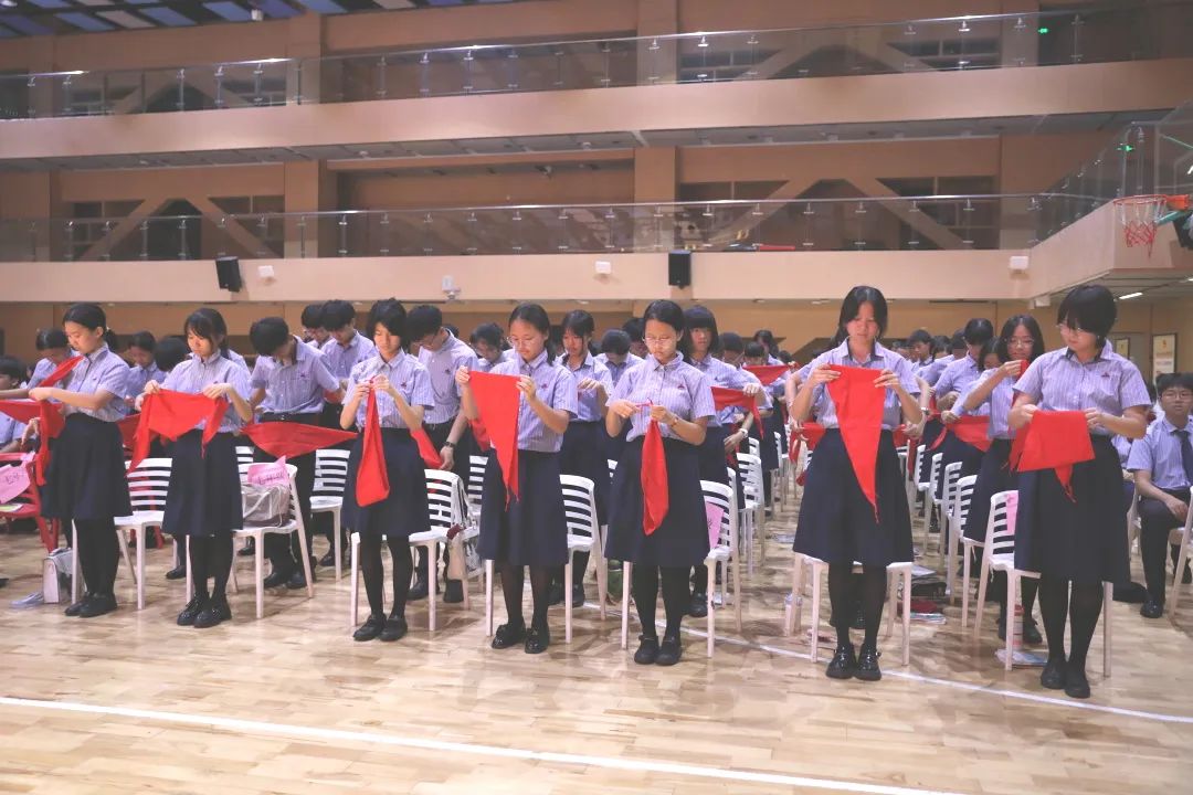 五四精神啟新篇，青春逐夢向未來——?？谏礁咧袑W(xué)2025年離隊入團儀式順利舉行-圖片5